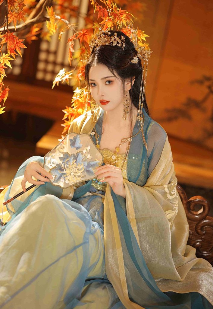 【年费/永久会员专享】苏嫣嫣阿姨 – 全套合集18期 合集图包+视频【持续更新】