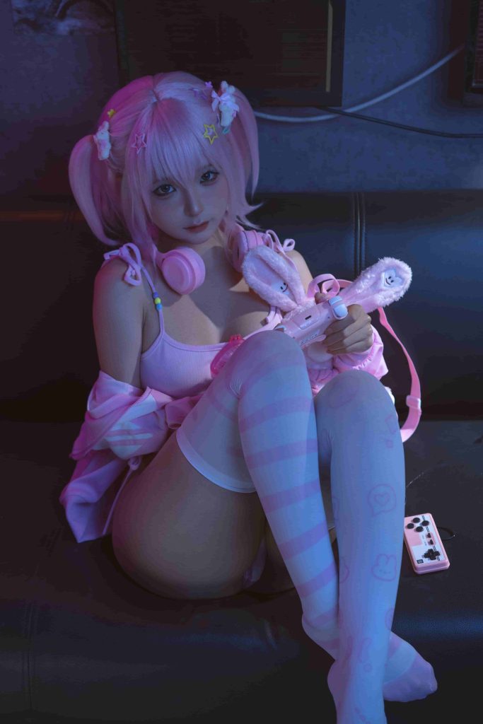 蠢沫沫 –  电竞少女[272P-2V-3.18G]